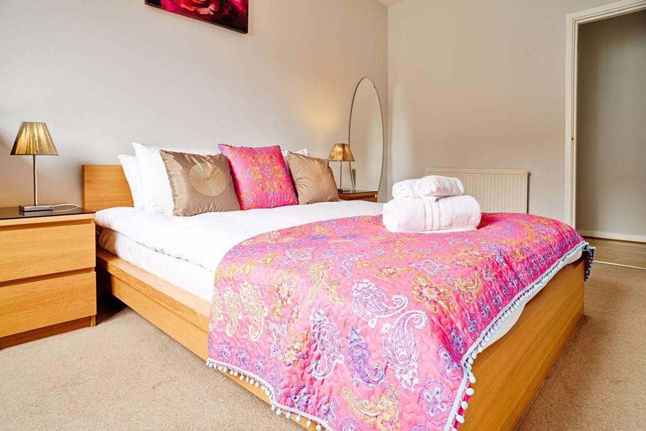 Joivy Bright Royal Mile Apartment เอดินบะระ ภายนอก รูปภาพ