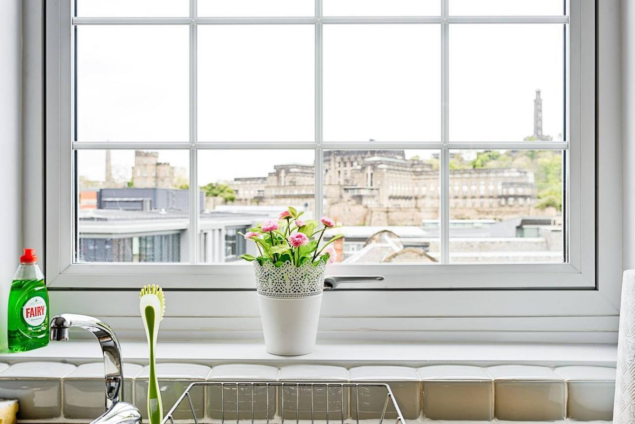 Joivy Bright Royal Mile Apartment เอดินบะระ ภายนอก รูปภาพ