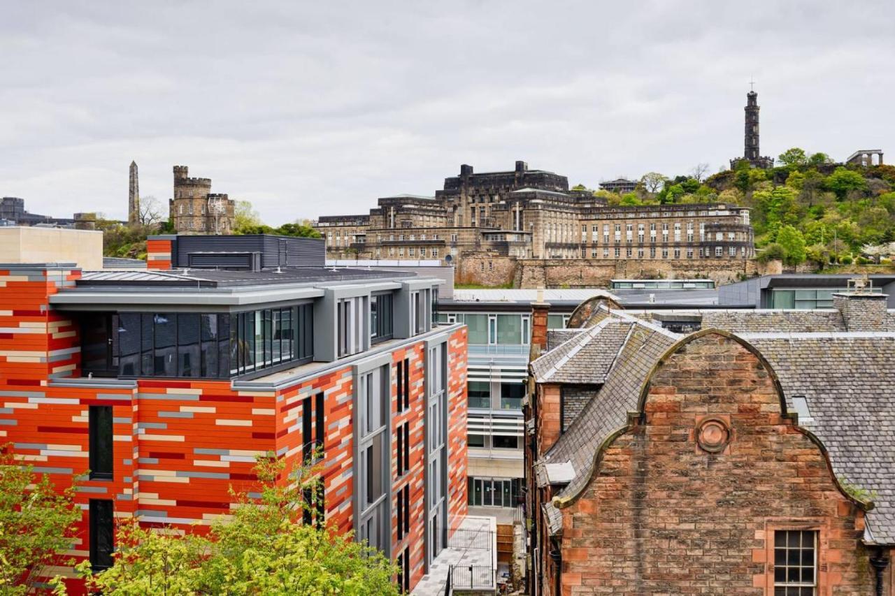 Joivy Bright Royal Mile Apartment เอดินบะระ ภายนอก รูปภาพ
